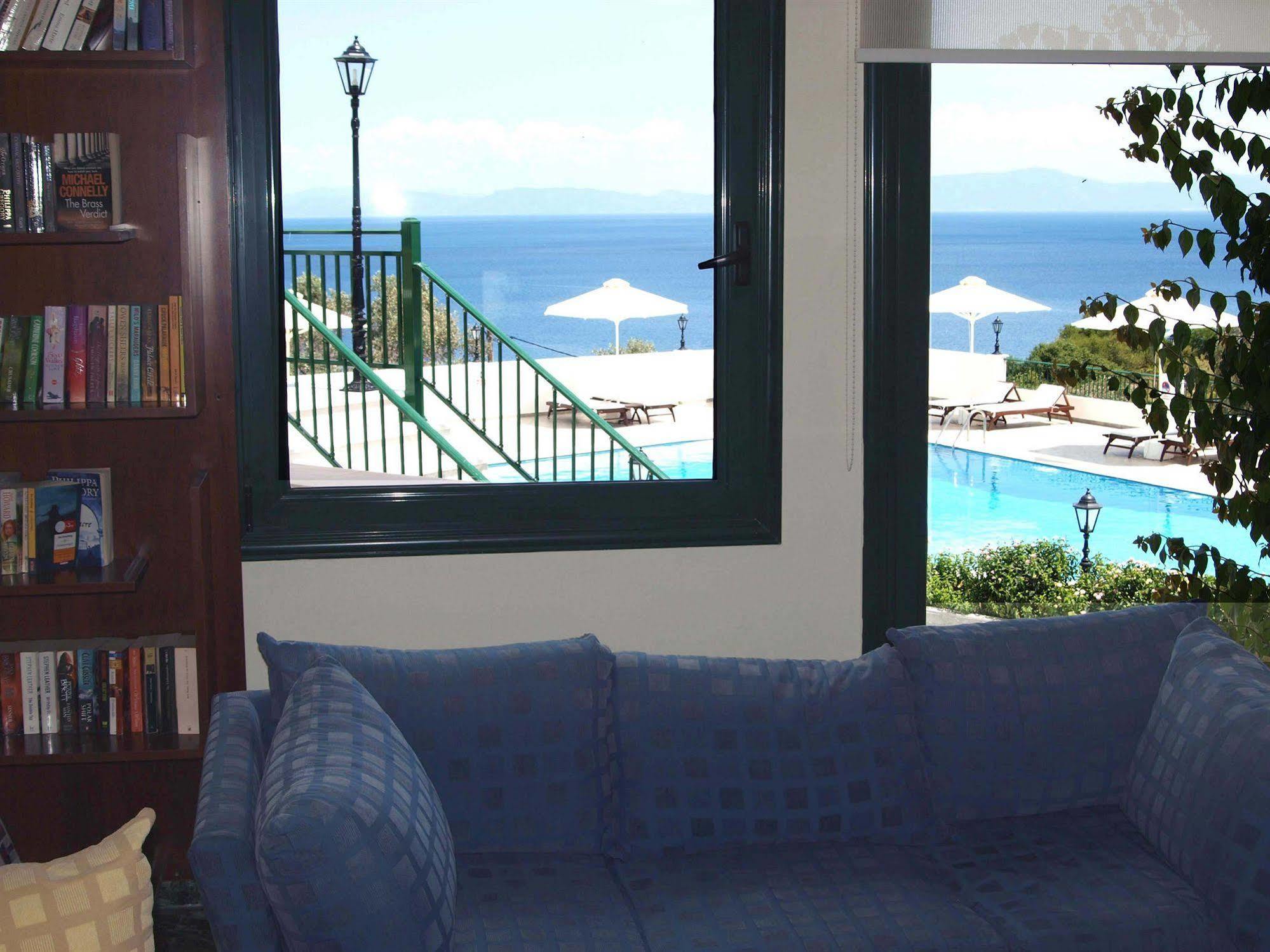 Kalidon Beach Hotel Kokkari Exterior photo