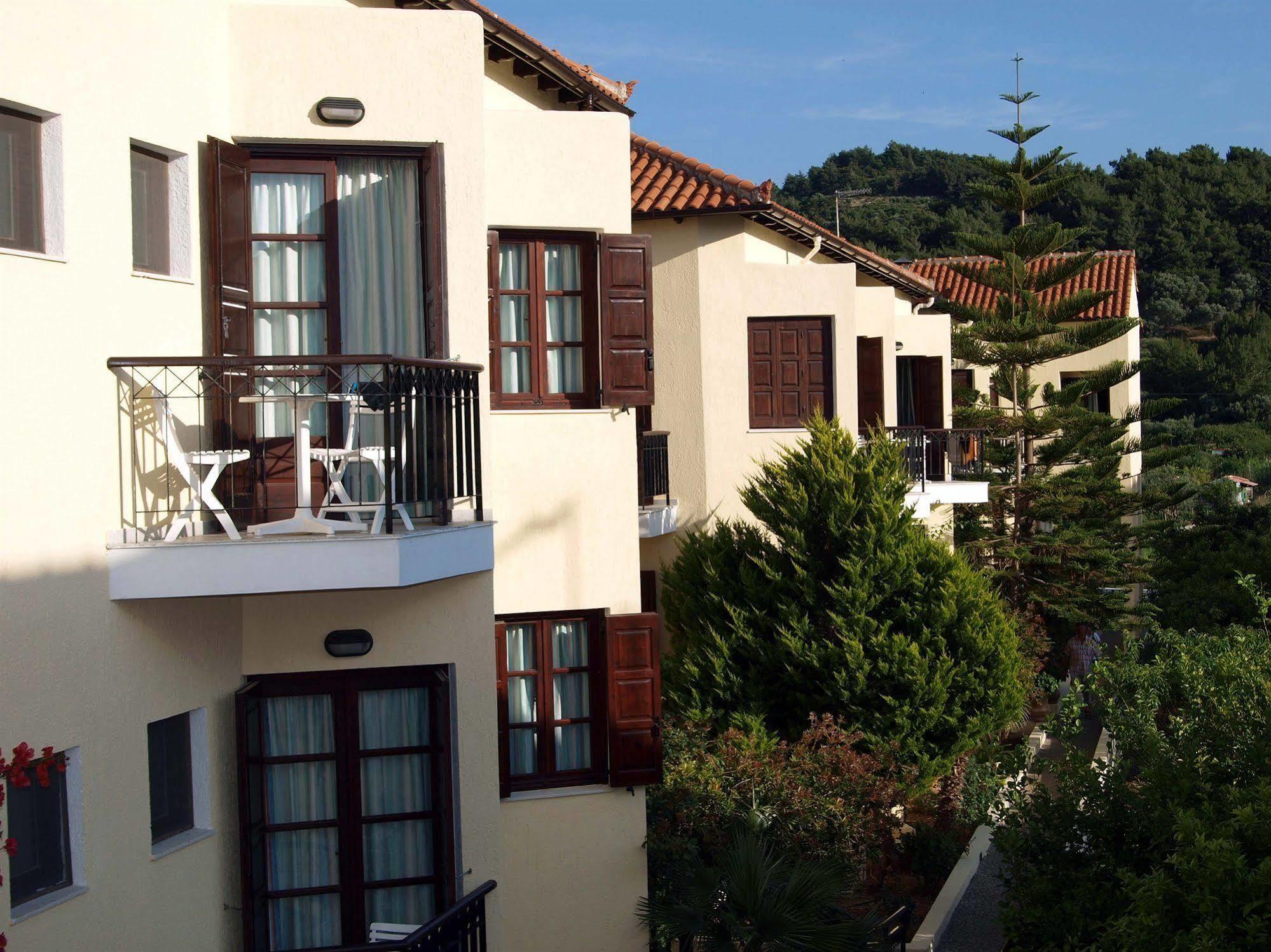 Kalidon Beach Hotel Kokkari Exterior photo